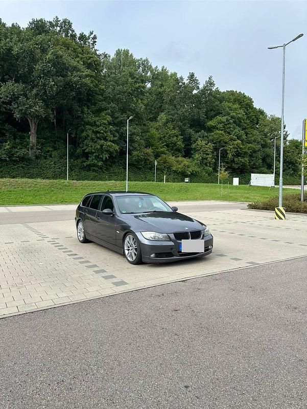 Gebraucht 2007 BMW 330 M Sport Kombi | 3.900 € (Guter Preis) - Bild 1/4