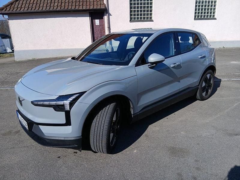 Gebraucht Volvo EX30 Plus 200 kW (272 PS) 2024 Grau SUV