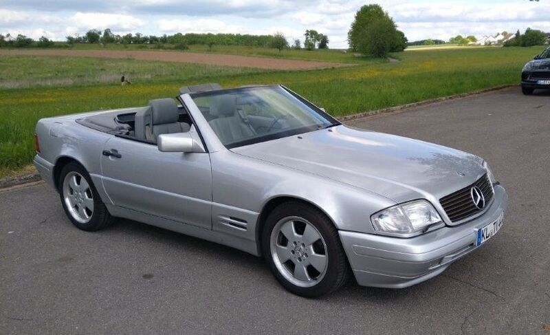 Silber Gebraucht 1991 Mercedes SL300 Cabrio | 21.950 € - Bild 1/4