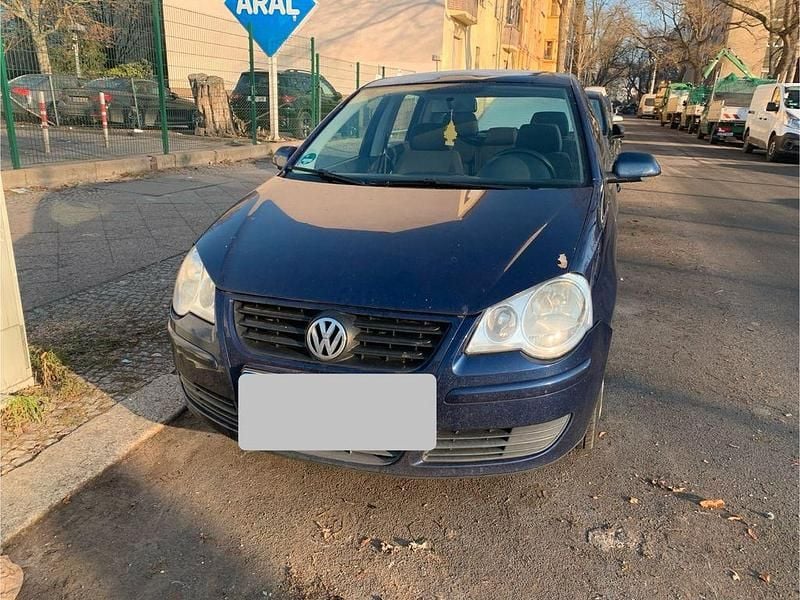 Blau Gebraucht 2006 VW Polo Limousine | 800 € (Guter Preis) - Bild 1/4