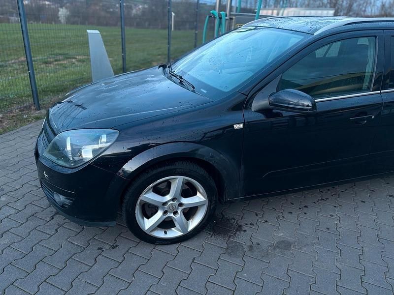 Gebraucht Opel Astra 150 PS (110 kW) 2005 Schwarz Kombi