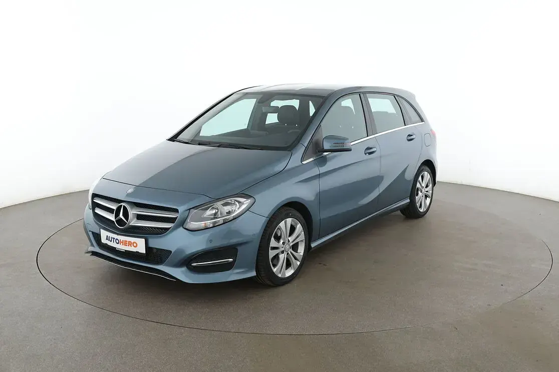 Gebraucht Mercedes B200 Urban 156 PS (114 kW) 2015 Kleinwagen
