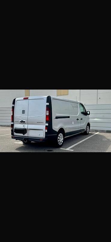 Brugt Renault Trafic 130 HK (95 kW) 2020 Sølv MPV