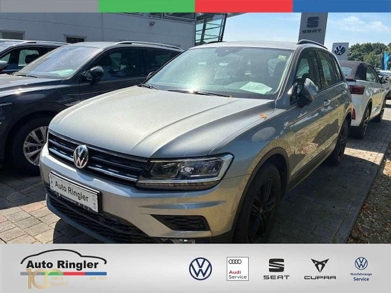 Tungsten silver metallic Gebraucht 2018 VW Tiguan Trendline SUV | 14.680 € (Guter Preis) - Bild 1/3