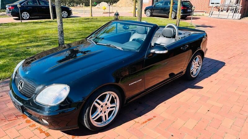 Schwarz Gebraucht 2003 Mercedes SLK230 Cabrio | 5.400 € (Fairer Preis) - Bild 1/4