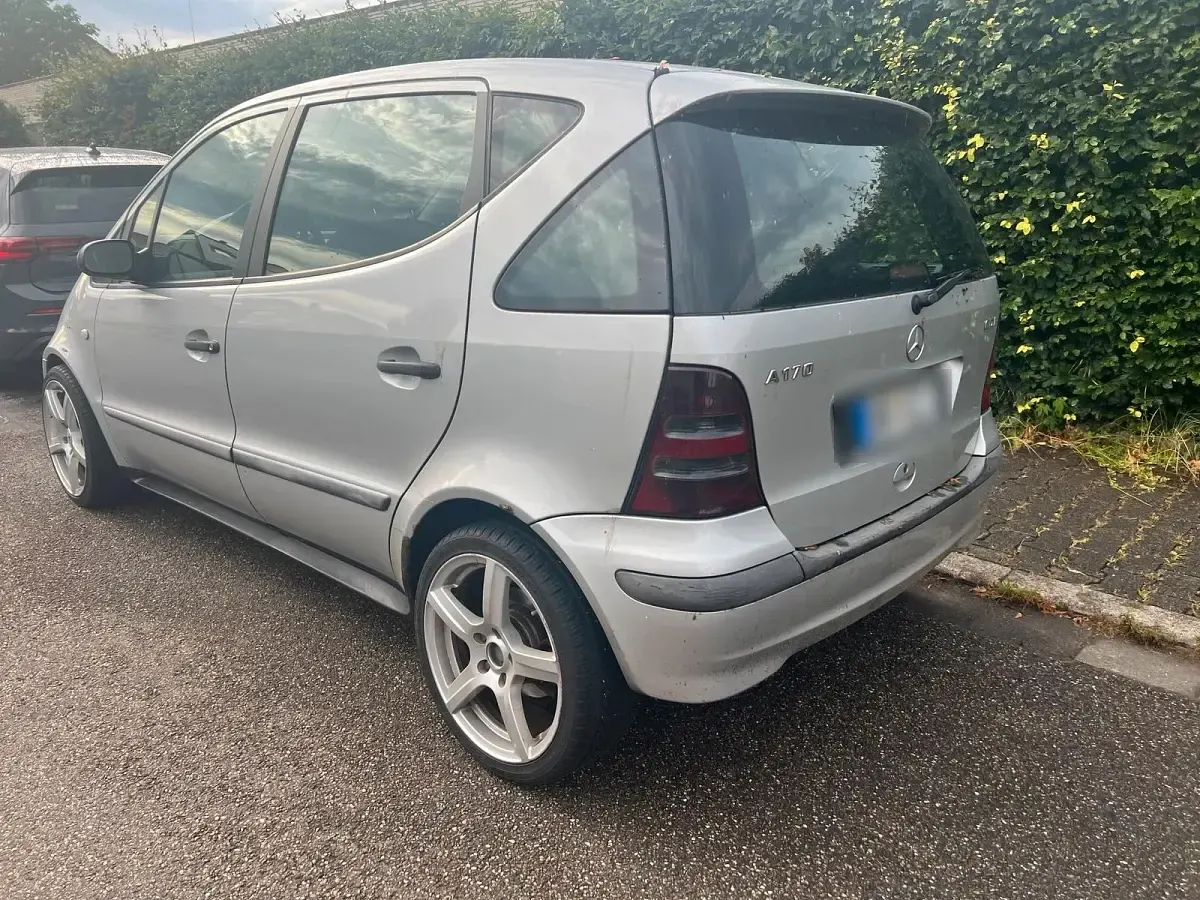 Gebraucht Mercedes A170 95 PS (69 kW) 2002 Silber Kleinwagen