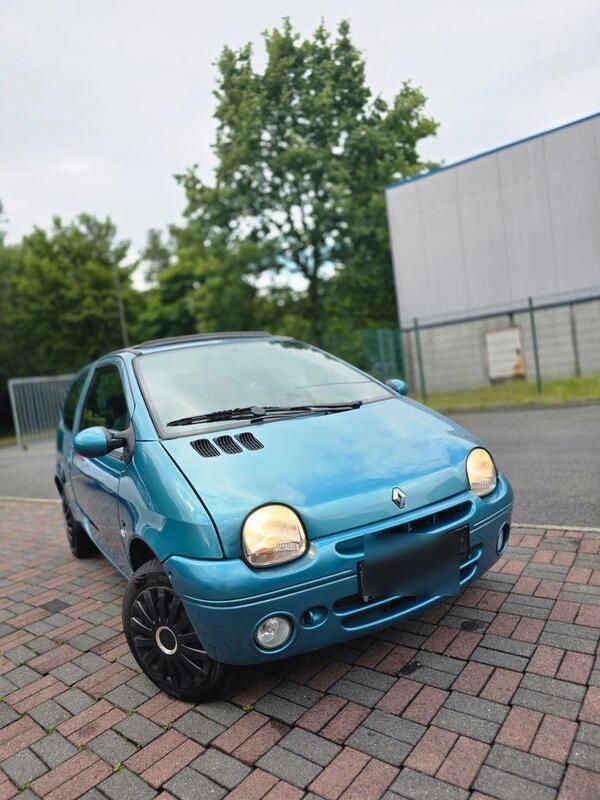Blau Gebraucht 2004 Renault Twingo Dynamique Kleinwagen | 1.790 € (Teuer) - Bild 1/4