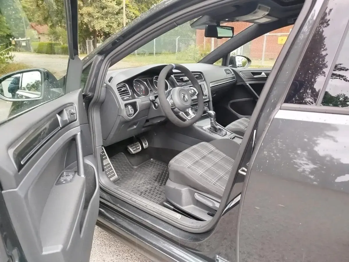 Gebraucht VW Golf VII GTD 184 PS (135 kW) 2014 Grau Limousine