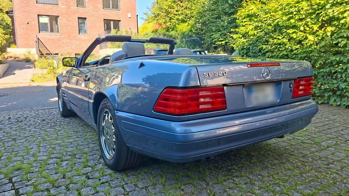 Gebraucht Mercedes SL320 231 PS (169 kW) 1997 Blau Cabrio