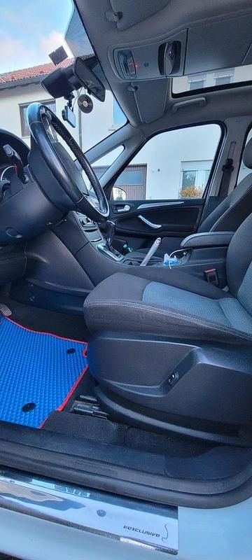 Gebraucht Ford Galaxy 163 PS (119 kW) 2014 Weiß Van / Kleinbus