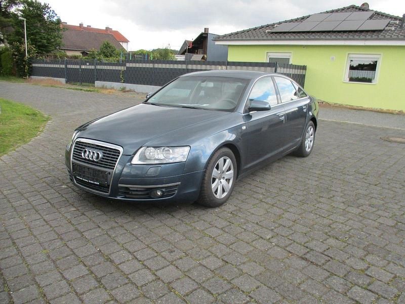 Usado Audi A6 Performance 179 HP (131 kW) 2007 Azul Sedan