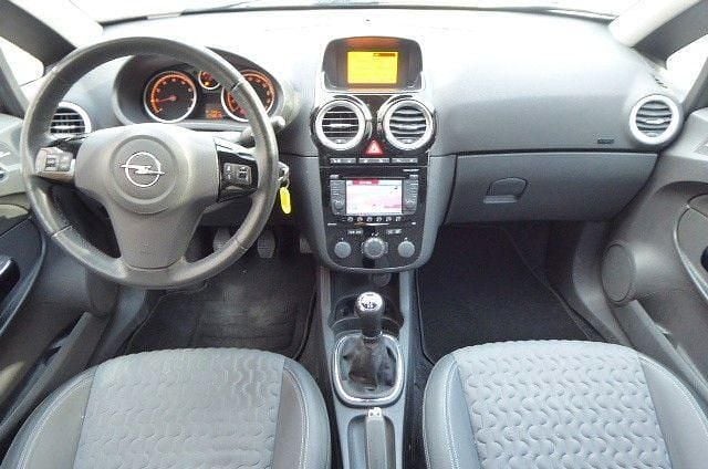 Gebraucht Opel Corsa Innovation 87 PS (63 kW) 2014 Grau Kleinwagen