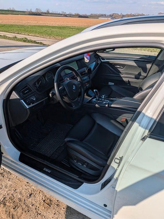 Gebraucht BMW 525 218 PS (160 kW) 2012 Weiß Kombi