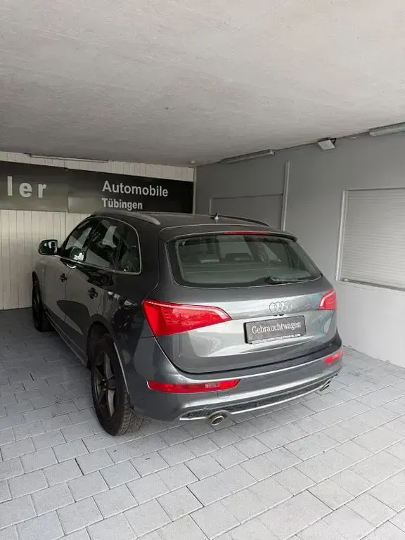 Gebraucht Audi Q5 Sport 239 PS (175 kW) 2011 Grau SUV