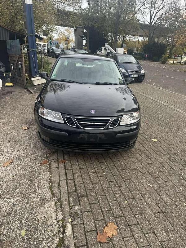 Second-hand Saab 9-3 Linear 122 CP (89 kW) 2004 Negru Berlinǎ