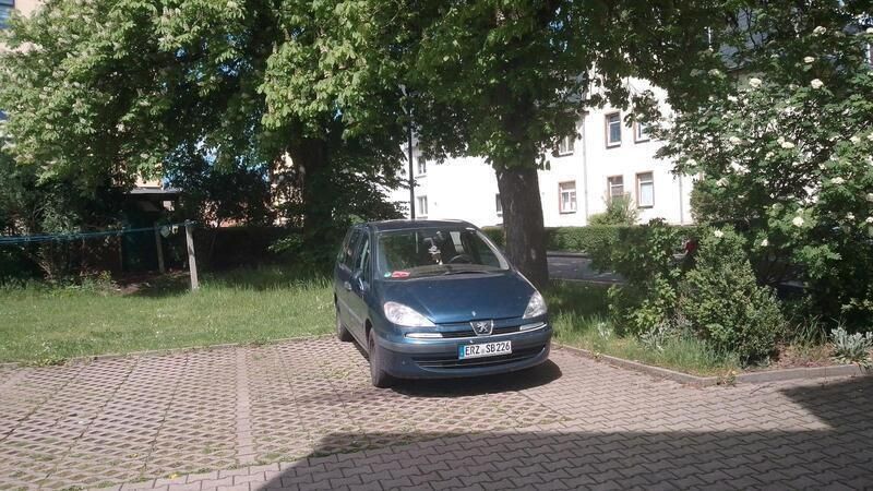 Blau Gebraucht 2003 Peugeot 807 Van / Kleinbus | 1.000 € - Bild 1/4