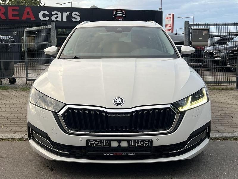 Gebraucht Skoda Octavia Style 131 PS (96 kW) 2021 Weiß Kombi