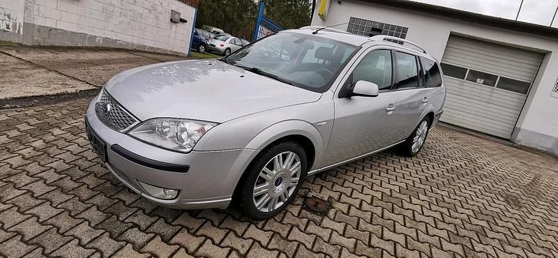 Gebraucht Ford Mondeo 160 PS (117 kW) 2006 Kombi