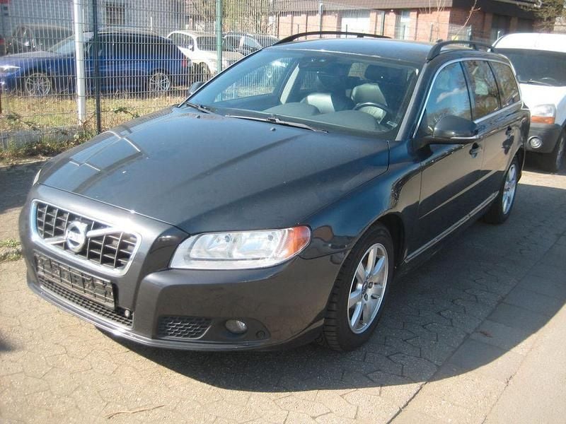 Gebraucht Volvo V70 114 PS (83 kW) 2012 Kombi