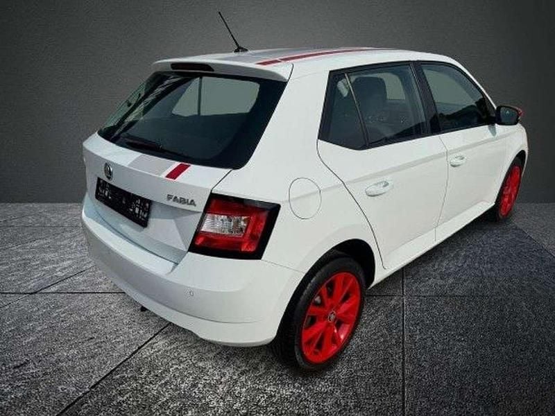 Bila laser/laser white Gebraucht 2016 Skoda Fabia Kleinwagen | 7.699 € (Guter Preis) - Bild 1/4