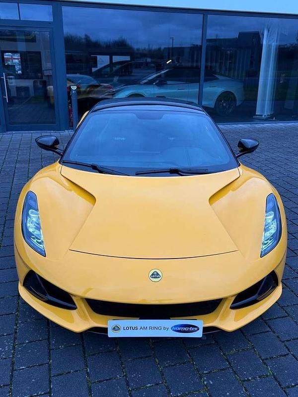 Neu Lotus Emira 405 PS (297 kW) 2025 Hethel yellow + black pack Coupé