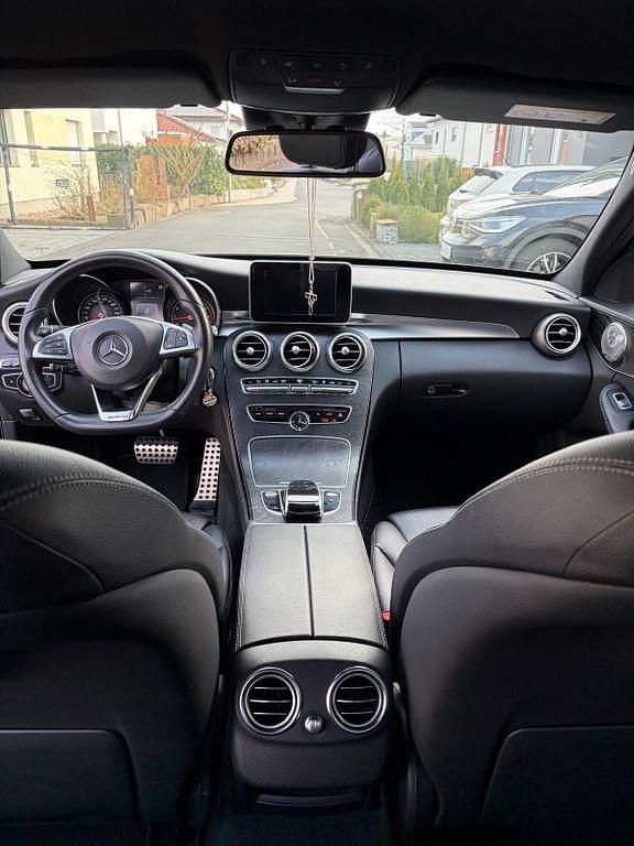 Gebraucht Mercedes C180 Edition 156 PS (114 kW) 2016 Schwarz Limousine