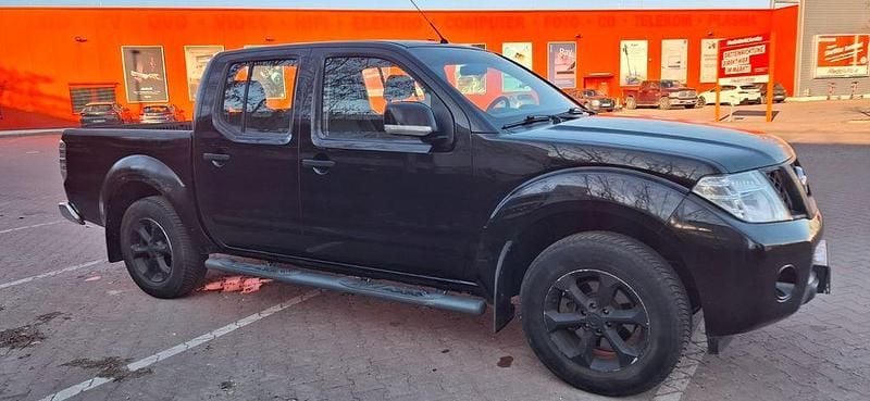 Gebraucht Nissan Navara 190 PS (139 kW) 2011 Schwarz Pickup