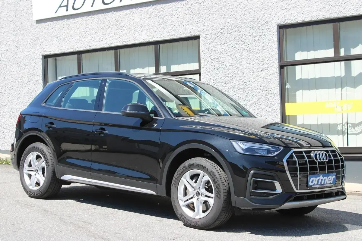 Gebraucht Audi Q5 Ambiente 204 PS (150 kW) 2021 Schwarz SUV