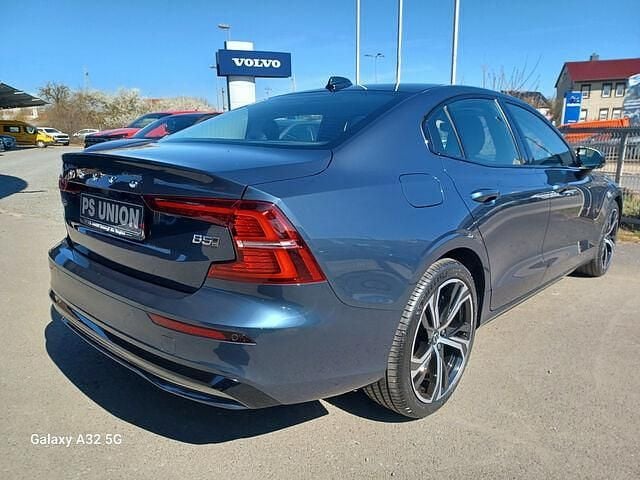 Gebraucht Volvo S60 Plus 250 PS (183 kW) 2024 Blau / denim blue Limousine