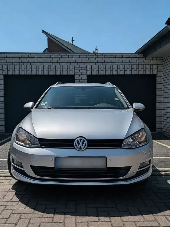 Gebraucht VW Golf VII Allstar 110 PS (80 kW) 2016 Silber Kombi