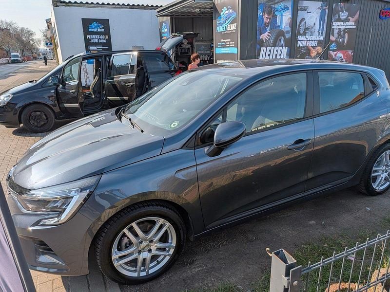 Gebraucht Renault Clio V Zen 91 PS (66 kW) 2021 Grau Kleinwagen