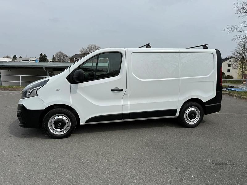 Gebraucht Renault Trafic 120 PS (88 kW) 2018 Weiß Van / Kleinbus