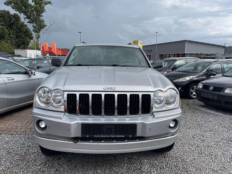 Bright silver Gebraucht 2007 Jeep Grand Cherokee Limited SUV | 4.700 € (Fairer Preis) - Bild 1/4