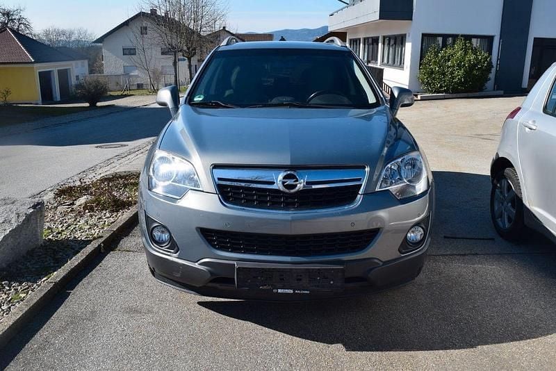 Gebraucht Opel Antara Design Edition 163 PS (119 kW) 2012 Grau SUV