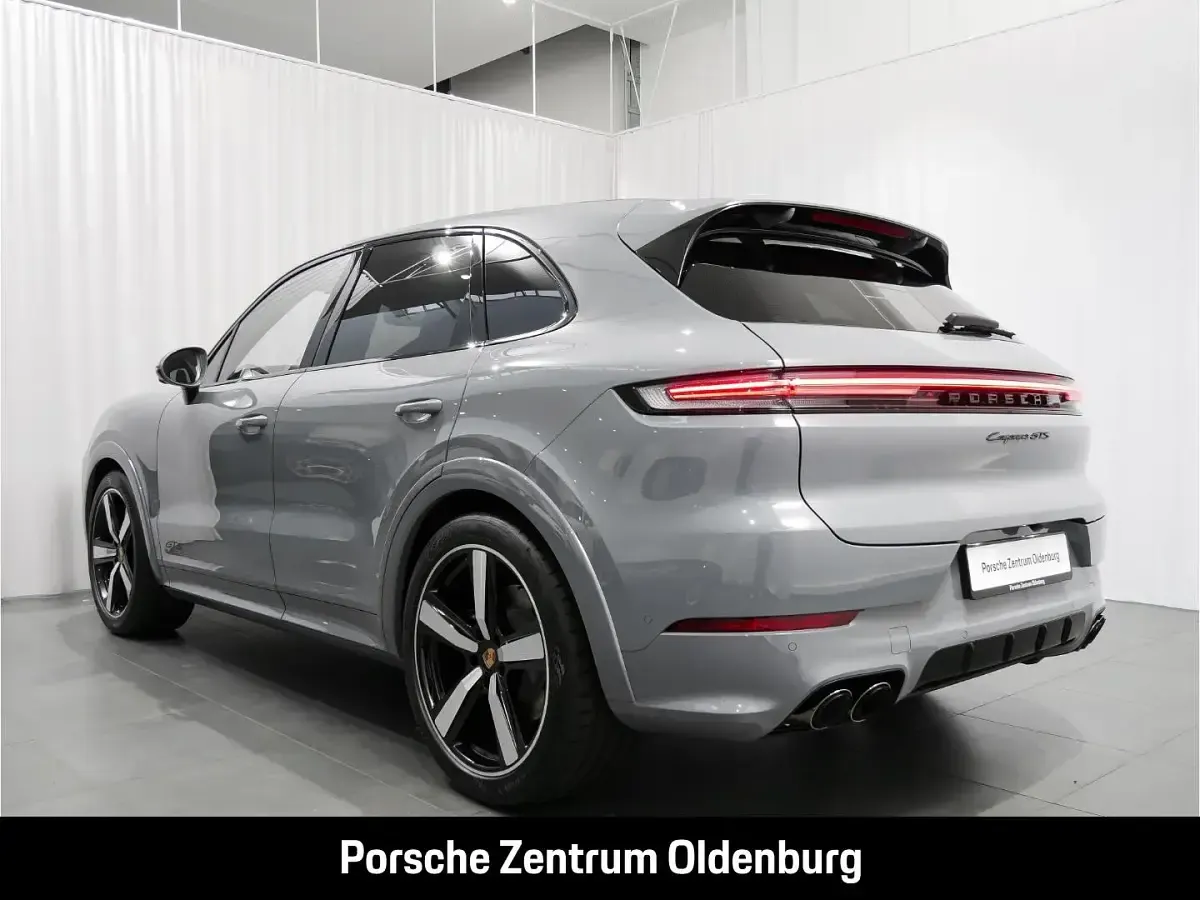 Gebraucht Porsche Cayenne GTS Sport 500 PS (367 kW) 2026 Grau SUV