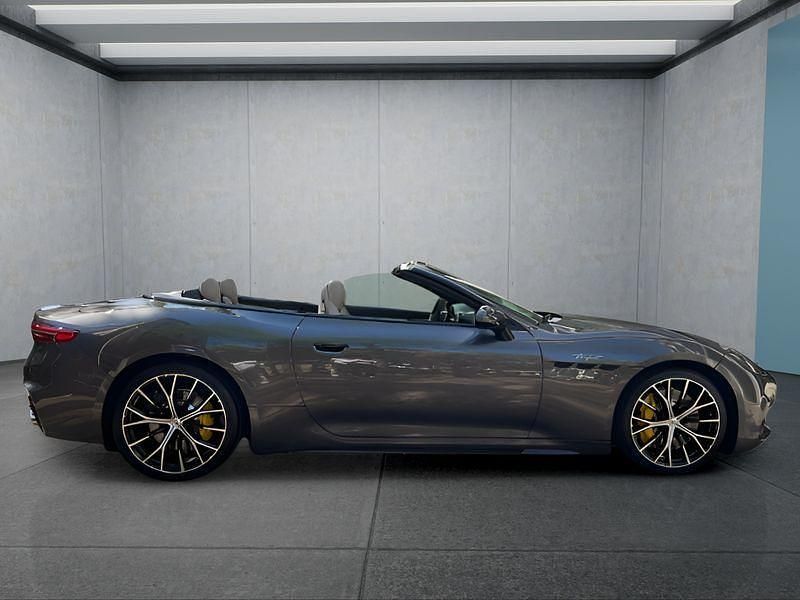 Gebraucht Maserati GranCabrio 551 PS (405 kW) 2025 Grau Cabrio