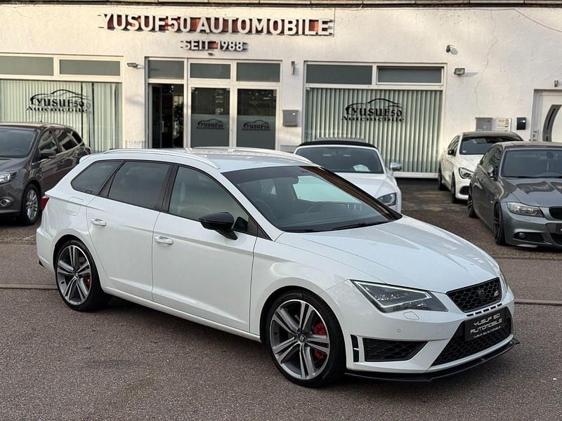 Weiß Gebraucht 2016 Cupra Leon Kombi | 15.500 € (Guter Preis) - Bild 1/4