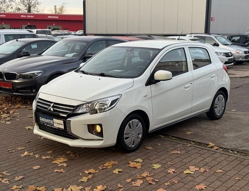 Weiß Gebraucht 2022 Mitsubishi Space Star Limousine | 8.900 € (Guter Preis) - Bild 1/4