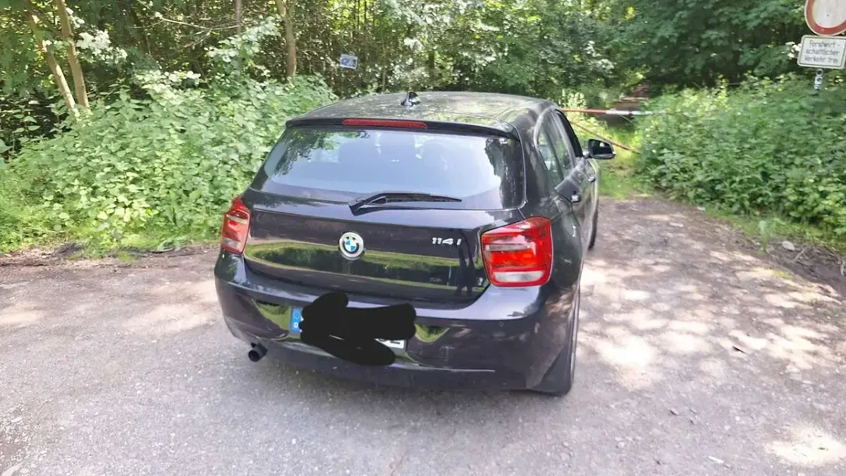 Gebraucht BMW 114 102 PS (75 kW) 2013 Schwarz Kleinwagen