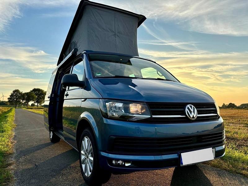 Blau Gebraucht 2016 VW T6 Beach Van | 40.500 € - Bild 1/4