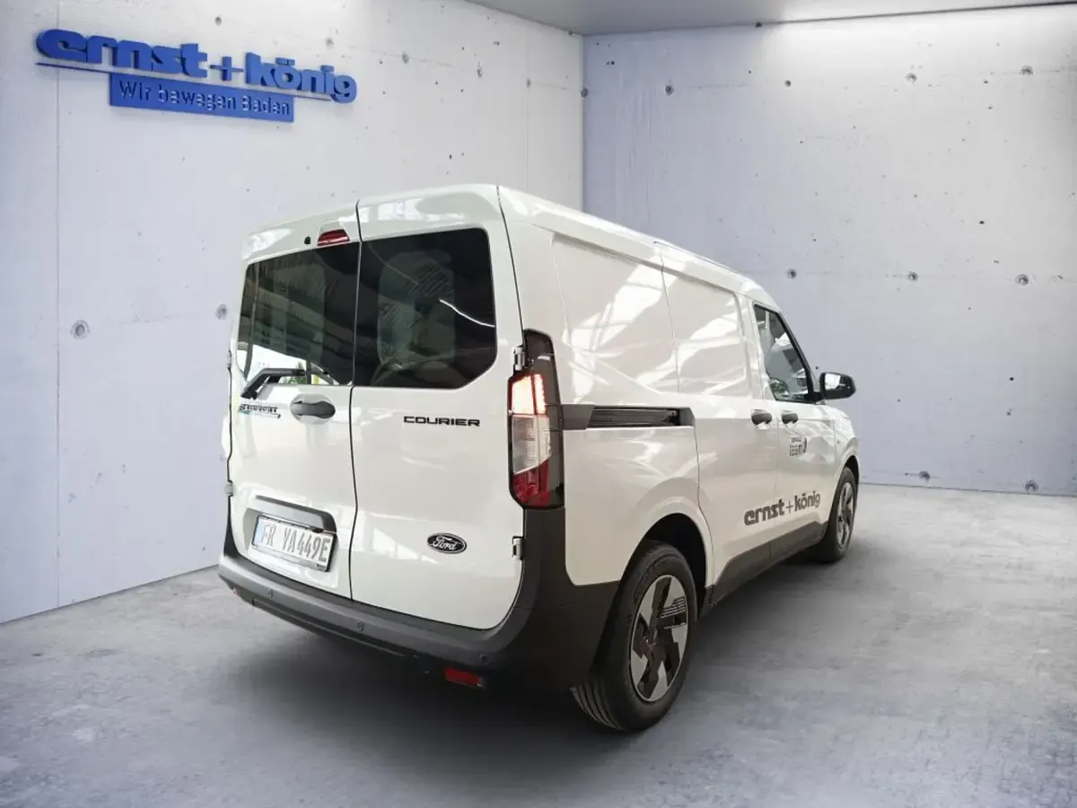 Neu Ford Transit Trend 2025