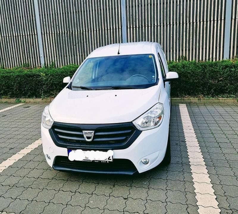 Gebraucht 2017 Dacia Dokker Ambiance Van | 6.790 € (Guter Preis) - Bild 1/4