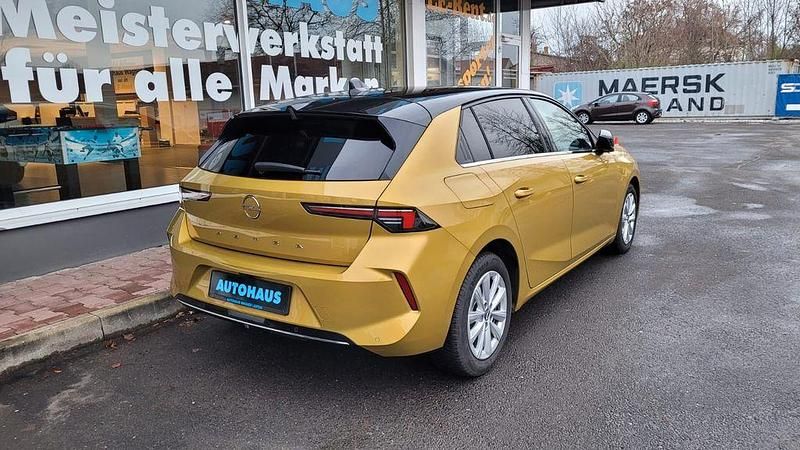 Gebraucht Opel Astra Elegance 110 PS (80 kW) 2023 Gelb Limousine