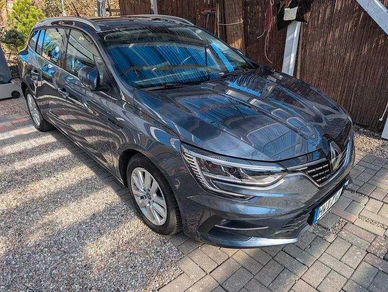 Gebraucht Renault Megane E-Tech Intens 160 PS (117 kW) 2021 Grau Limousine