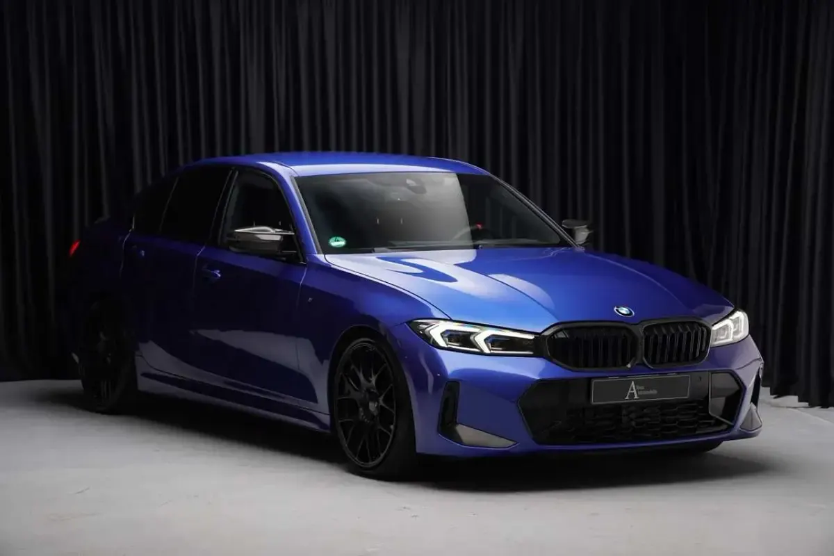 Gebraucht BMW 340 374 PS (275 kW) 2022 Portimao blau Limousine