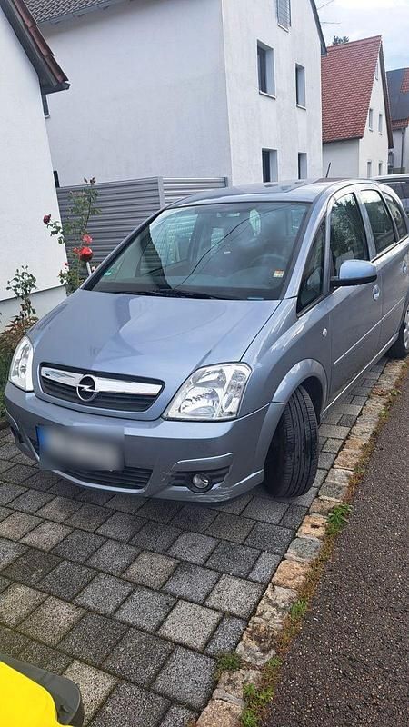 Grau Gebraucht 2006 Opel Meriva Van / Kleinbus | 3.750 € (Etwas zu teuer) - Bild 1/4