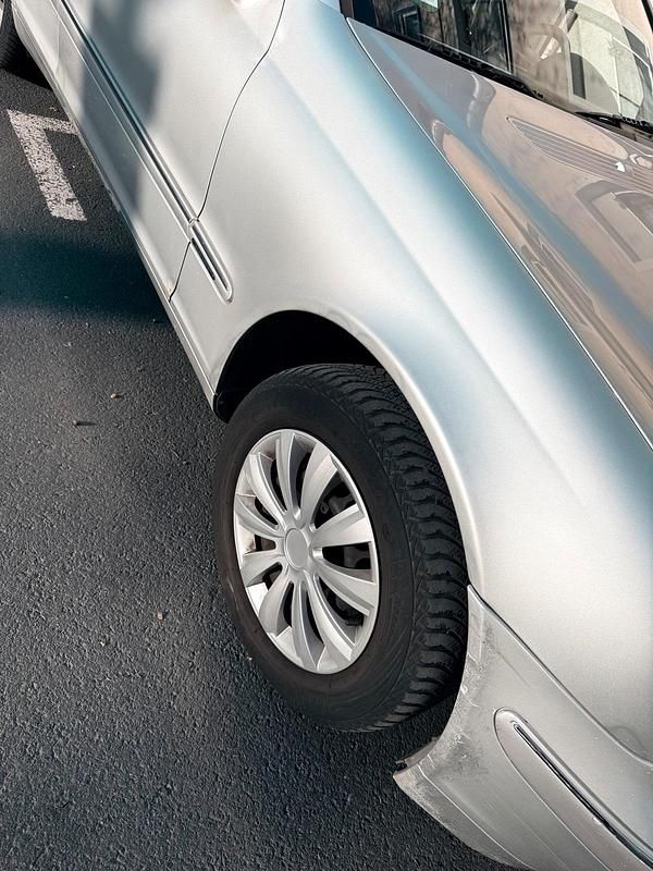 Gebraucht Mercedes C180 2002 Grau Limousine