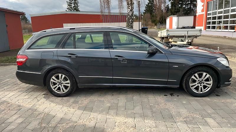 Brugt Mercedes E220 170 HK (125 kW) 2011 Grå Stationcar