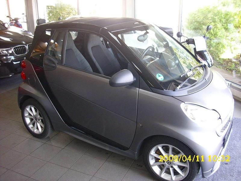 Gebraucht Smart ForTwo Cabrio 71 PS (52 kW) 2015 Schwarz Cabrio