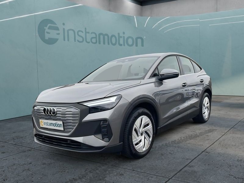 Grau Gebraucht 2023 Audi Q4 Sportback e-tron SUV | 30.805 € (Guter Preis) - Bild 1/3